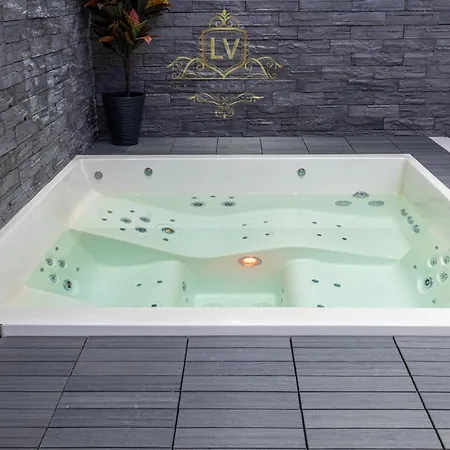 Lv Spa & Apartment *