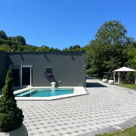Lv Spa &